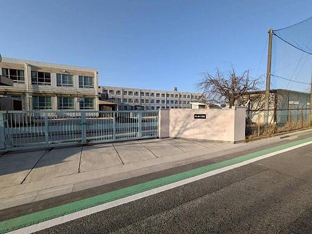 名古屋市立神の倉小学校まで1379m