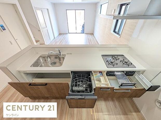 食器洗浄機付・収納も充実