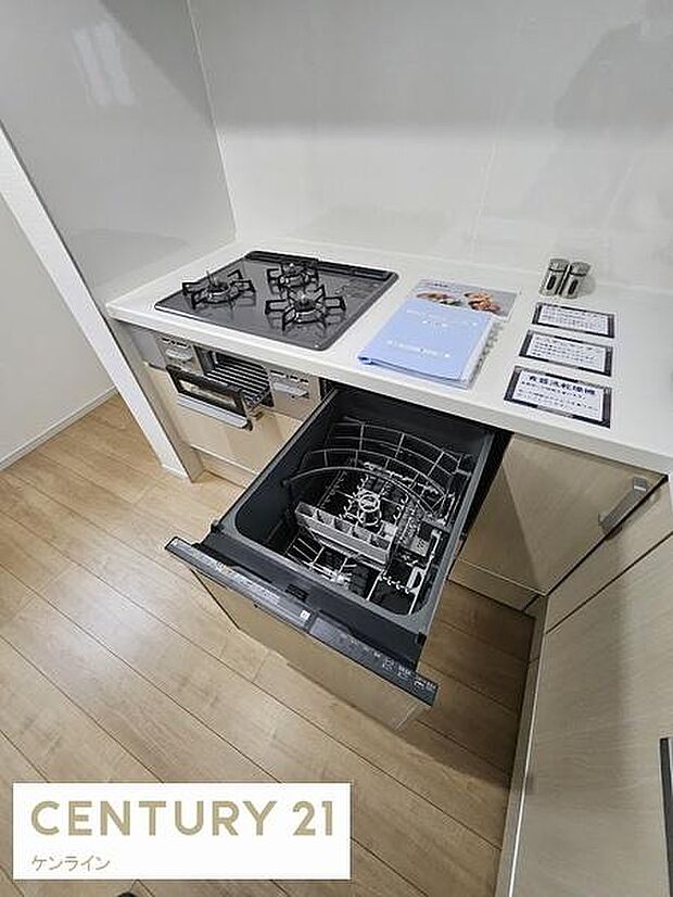 大型スライド収納付、片付けやすいキッチン