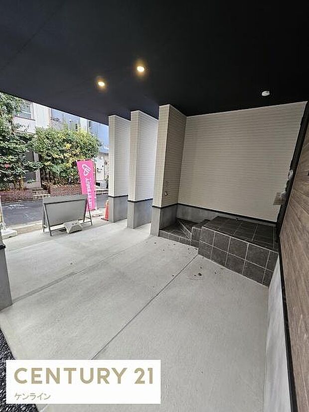 雨の日もぬれずに乗り降りが可能！