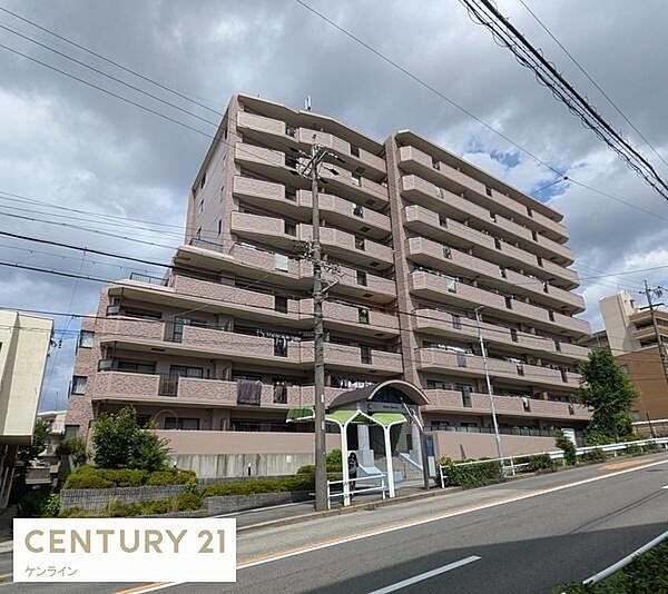 お問い合わせはセンチュリー21ケンラインまで。ご見学予約受付中　TEL0120-111-231、リフォーム中につき、同施工業者物件のご案内もお任せください！