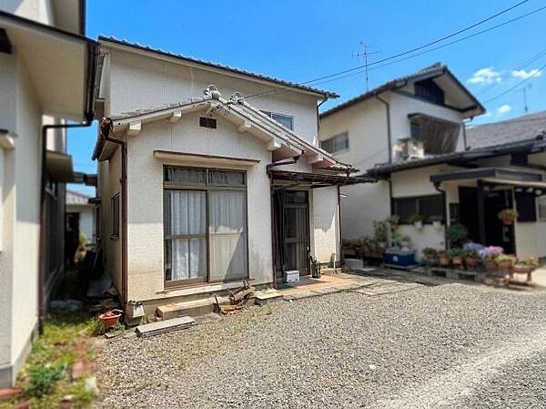 約34坪の整形地。古家付。