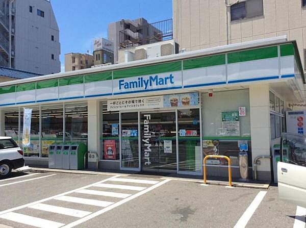 ファミリーマート堺櫛屋町東二丁店まで880m