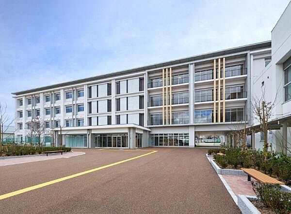 藤井寺市立藤井寺中学校まで1460m