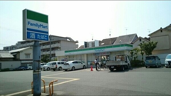 ファミリーマート 堺榎元町店まで250m