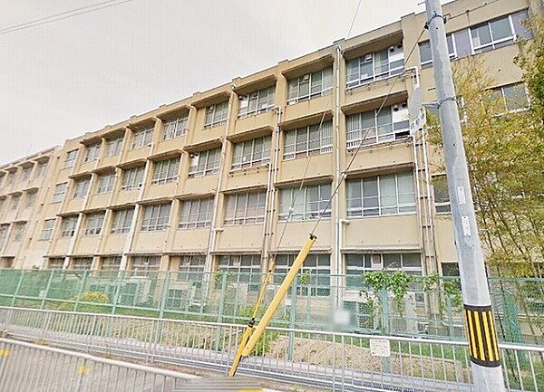 堺市立榎小学校まで720m