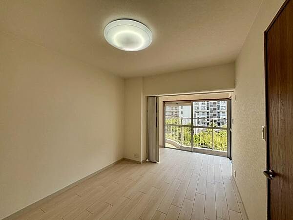 洋室のお部屋です！