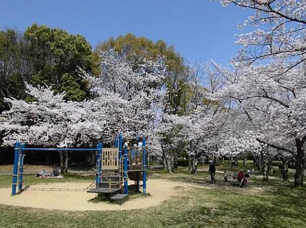 御池公園まで1140m