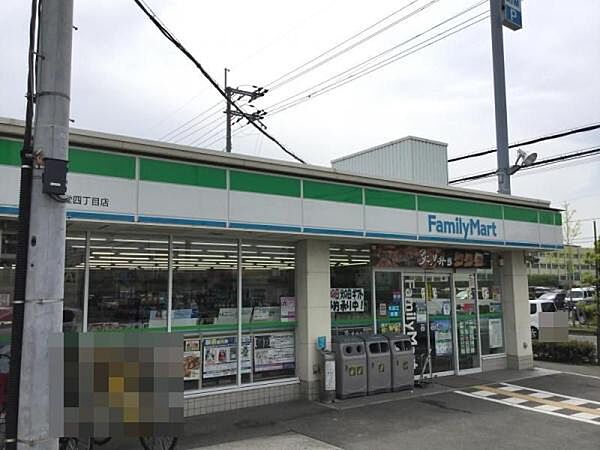 ファミリーマート松原新堂四丁目店まで1130m