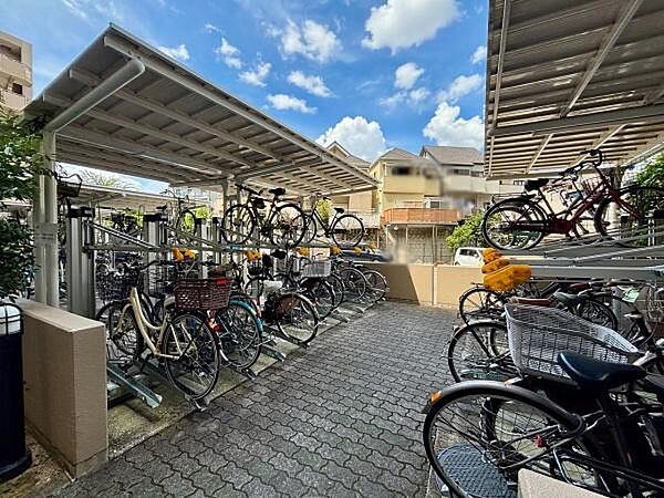 敷地内駐輪場です！