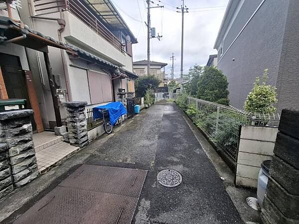 前面道路を含めた現地の様子です！