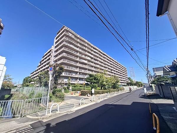 外観：327002994221
