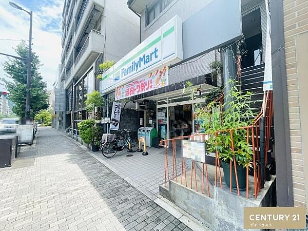 ファミリーマート聖護院店まで584m