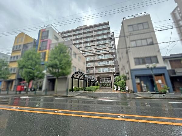 外観：326000247010
