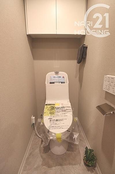ウォシュレット付きトイレ