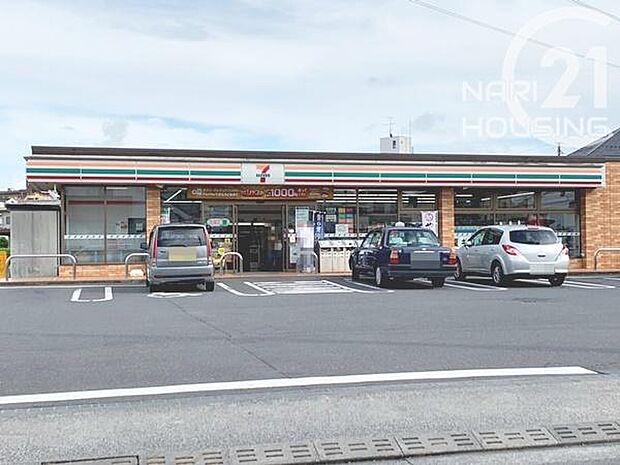 セブン-イレブン 東大和向原4丁目店まで592m
