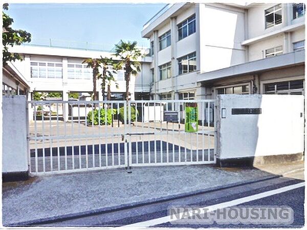 立川市立第十小学校まで370m