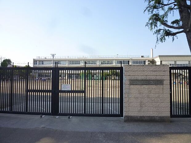 立川市立第四中学校まで2200m