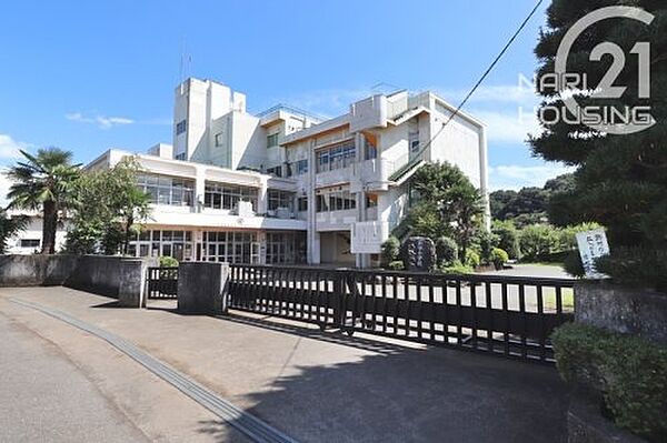 あきる野市立一の谷小学校まで713m