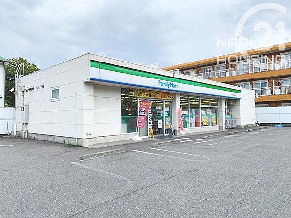 ファミリーマート　羽村富士見公園前店まで455m