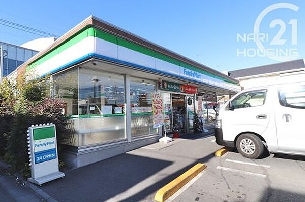 ファミリーマート　あきる野滝山街道店まで466m