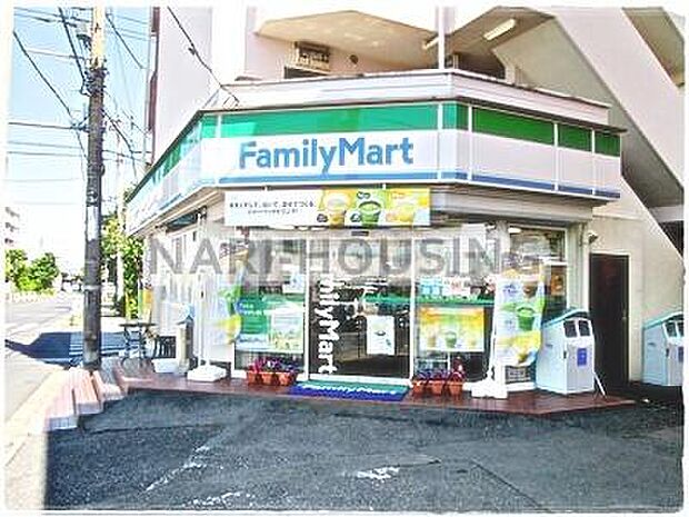 ファミリーマート武蔵村山大南店まで310m