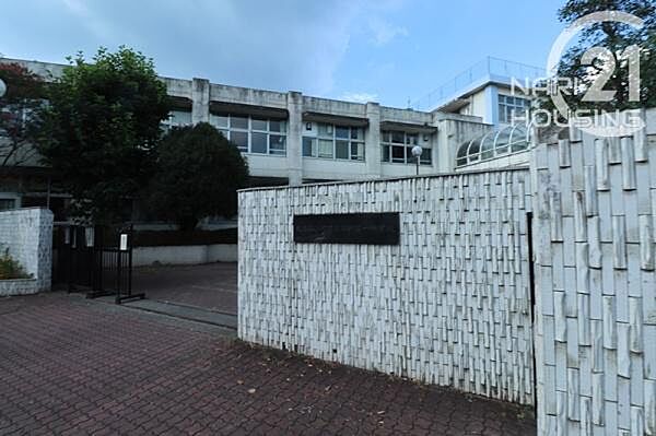 羽村市立羽村第一中学校まで1457m