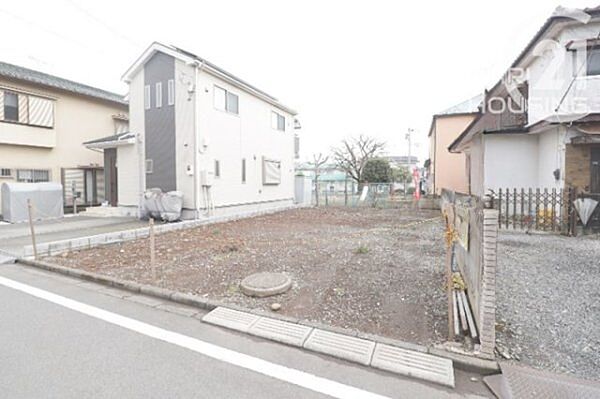 南側が公園に面しています