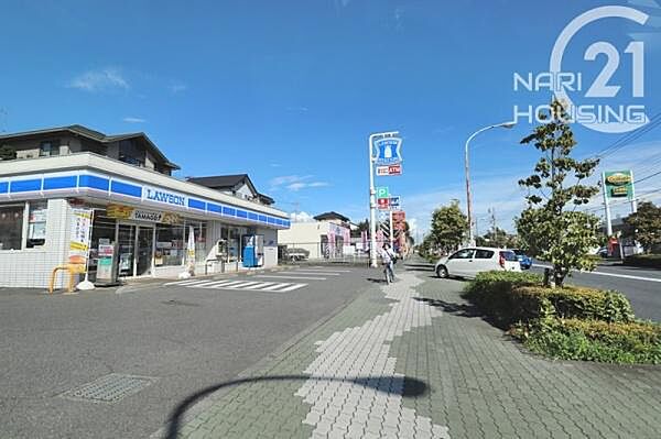 ローソンあきる野雨間店まで1766m