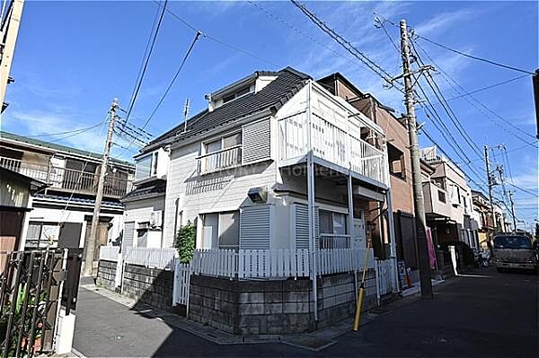 角地なので陽当り・通風良好です。
