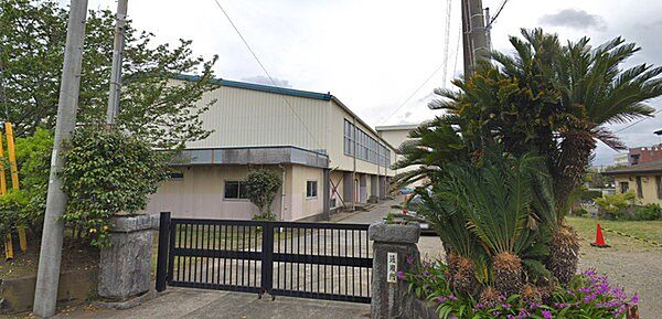館山中学校まで8000m