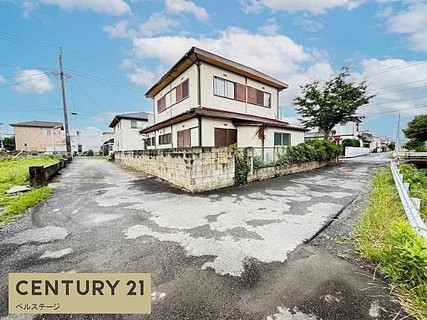 落ち着いた住環境の前面道路