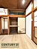 収納：たっぷり収納できる押入れがあることで、居室を家具で圧迫せず広く使えます。布団や季節用品はもちろん、日用品や衣類の収納にも活用でき、暮らしに合わせて使い方を工夫できる便利なスペースです。