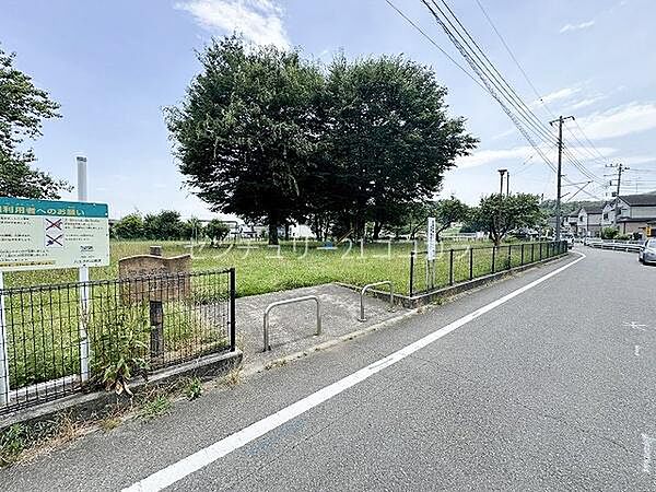 やまぶき児童公園まで3579m