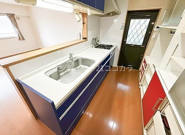 キッチンを拡大表示