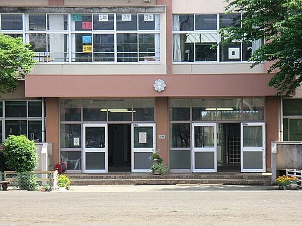 八王子市立楢原中学校まで796m