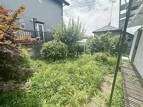 町田市玉川学園建築条件なし土地現況：古家付