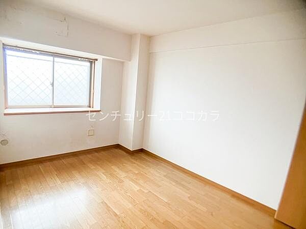 2階洋室約5.8帖
