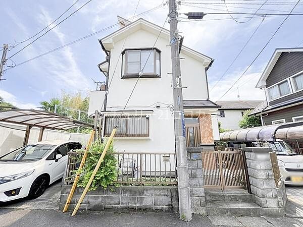 八王子市絹ヶ丘の中古一戸建て