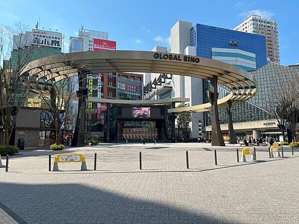 池袋西口公園まで511m