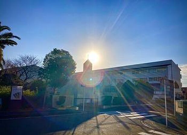 横浜市立大鳥中学校まで1500m