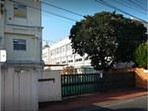 横浜市立上永谷中学校まで1800m
