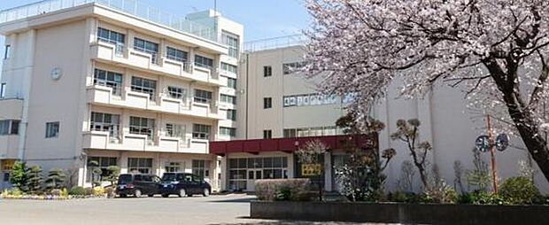 栗原中学校まで550m