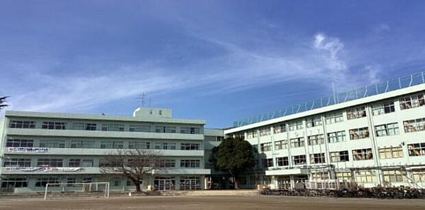 海老名市立有馬中学校まで1800m
