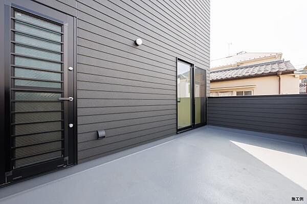 バルコニー（弊社施工事例）