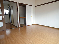 クリーンルームあつむ B棟 105号室 1階1Kのリビング/ダイニング