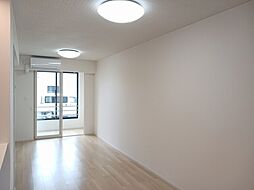 ラ・パーチェ B 102号室 1階1LDKのリビング/ダイニング