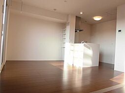 パークドオートム D 301号室 3階1LDKのリビング/ダイニング