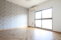 アネックス中川 B棟 203号室 2階1Kのリビング/ダイニング