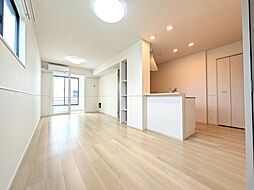 ロイヤル タビコ 105号室 1階1LDKのリビング/ダイニング